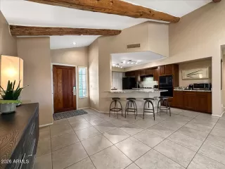 Photo #4: 6966216 Listing