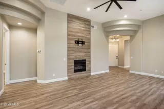 Photo #6: 6966344 Listing 