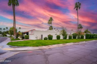 Photo #1: 6966389 Listing 