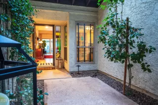 Photo #5: 6966389 Listing 