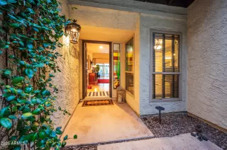 Photo #6: 6966389 Listing 