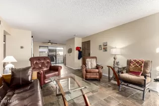 Photo #2: 6966472 Listing