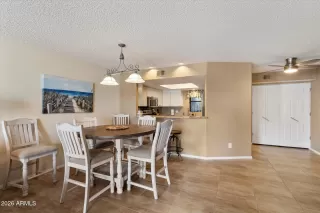 Photo #6: 6966495 Listing