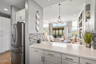 Photo #6: 6966498 Listing