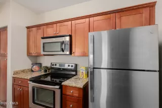 Photo #2: 6966576 Listing