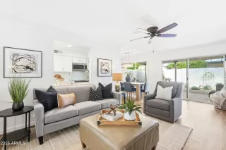 Photo #2: 6966607 Listing 