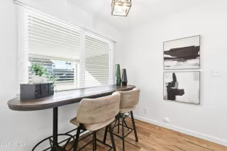 Photo #6: 6966607 Listing 