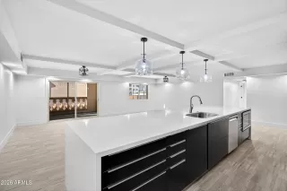 Photo #3: 6966650 Listing 