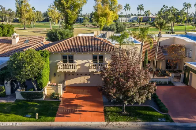 MLS: 6966738 Condo For Sale