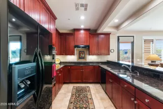 Photo #5: 6966754 Listing