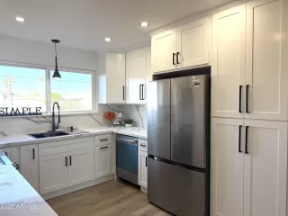 Photo #2: 6966883 Listing 