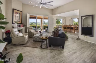 Photo #4: 6966886 Listing 