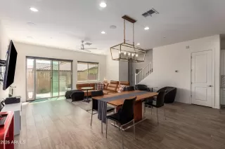 Photo #3: 6966956 Listing