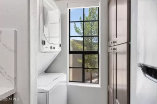 Photo #3: 6967027 Listing 