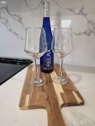 Photo #5: 6967027 Listing 