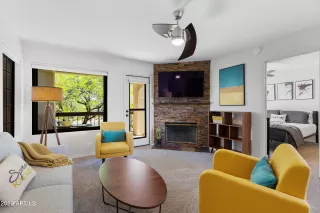 Photo #1: 6967029 Listing