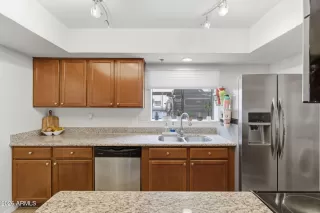 Photo #1: 6967063 Listing 