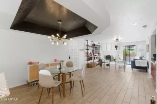 Photo #2: 6967063 Listing 