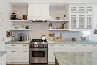 Photo #1: 6967326 Listing 