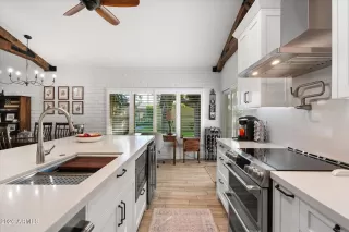 Photo #4: 6967333 Listing 