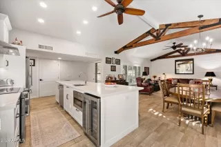 Photo #5: 6967333 Listing 