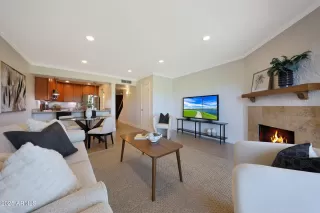 Photo #2: 6967345 Listing 