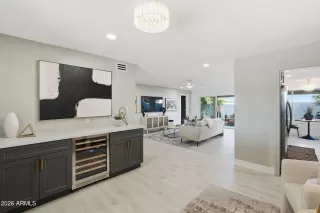 Photo #4: 6967394 Listing 