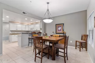 Photo #6: 6967460 Listing