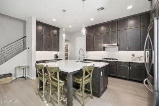 Photo #6: 6967588 Listing 