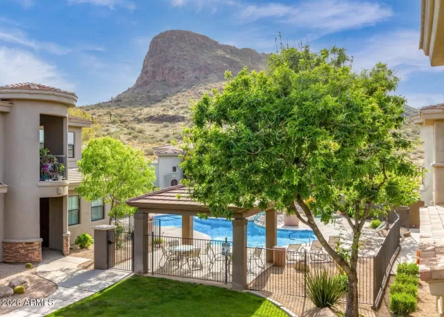 MLS: 6967770 Condo For Sale