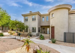 Photo #2: 6967770 Listing 