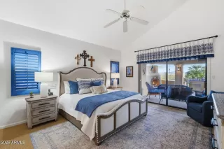 Photo #5: 6968041 Listing 