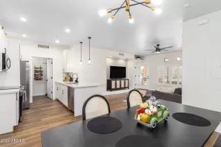 Photo #1: 6968140 Listing