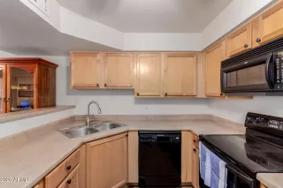 Photo #4: 6968243 Listing 