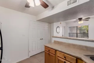 Photo #5: 6968243 Listing 