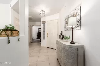 Photo #4: 6968469 Listing