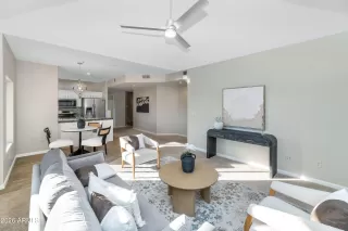 Photo #2: 6968476 Listing