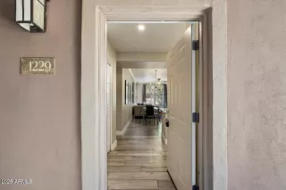 Photo #2: 6968497 Listing