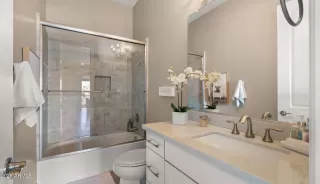 Photo #6: 6968622 Listing 