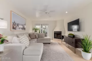 Photo #1: 6968643 Listing 