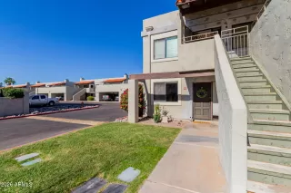 Photo #5: 6968643 Listing 