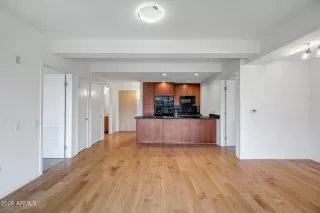 Photo #3: 6968674 Listing 