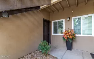 Photo #5: 6968787 Listing 