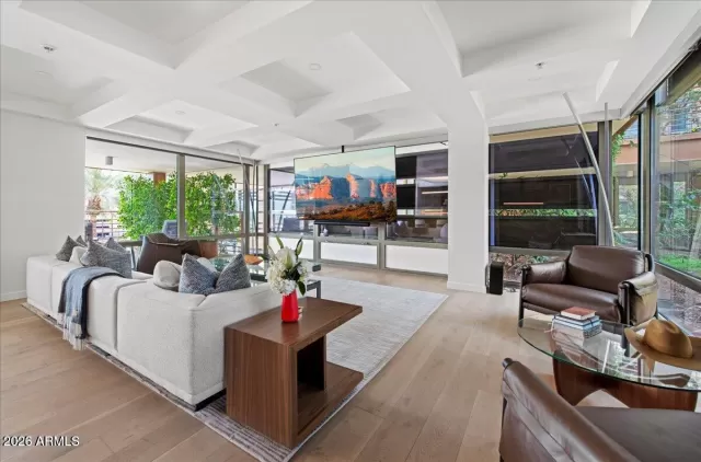 MLS: 6968914 Condo For Sale