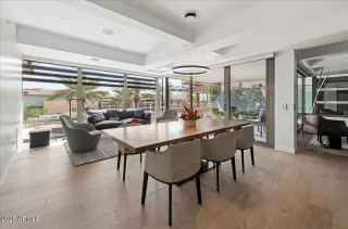 Photo #4: 6968914 Listing 