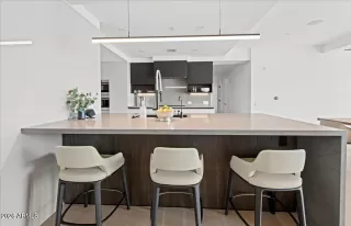 Photo #5: 6968914 Listing 