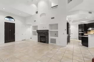 Photo #4: 6968917 Listing 