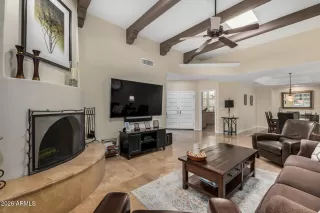 Photo #5: 6968947 Listing 