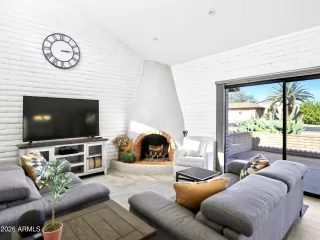 Photo #3: 6969364 Listing 