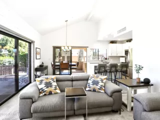 Photo #4: 6969364 Listing 